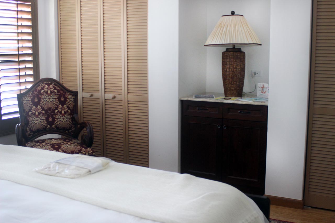 Villa Vancouver Room 1 5